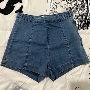 H&M short jeans